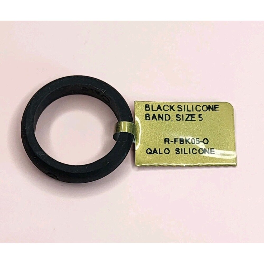 Qalo Womens Solid Black Size 5 Classic Athletic Silicone Ring Band